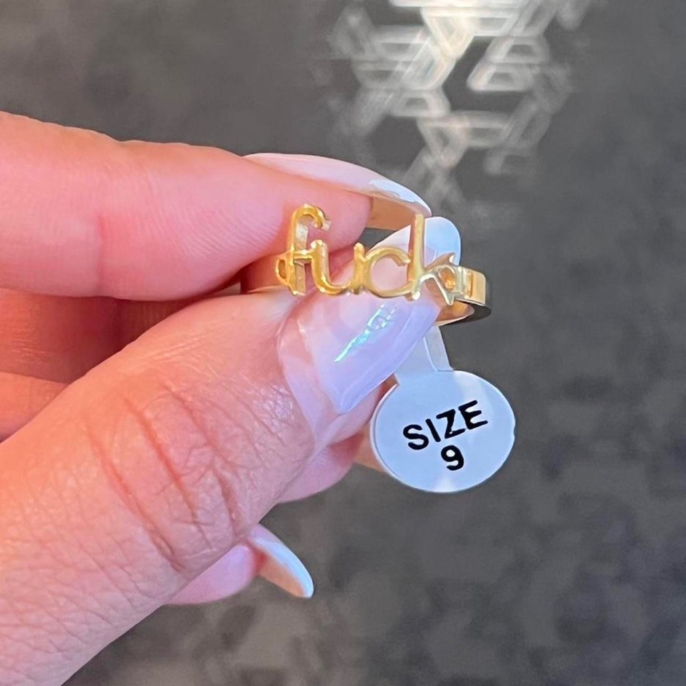 ‘F*ck’ Ring.